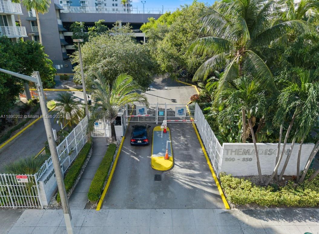 image Madison Downtown Condo5