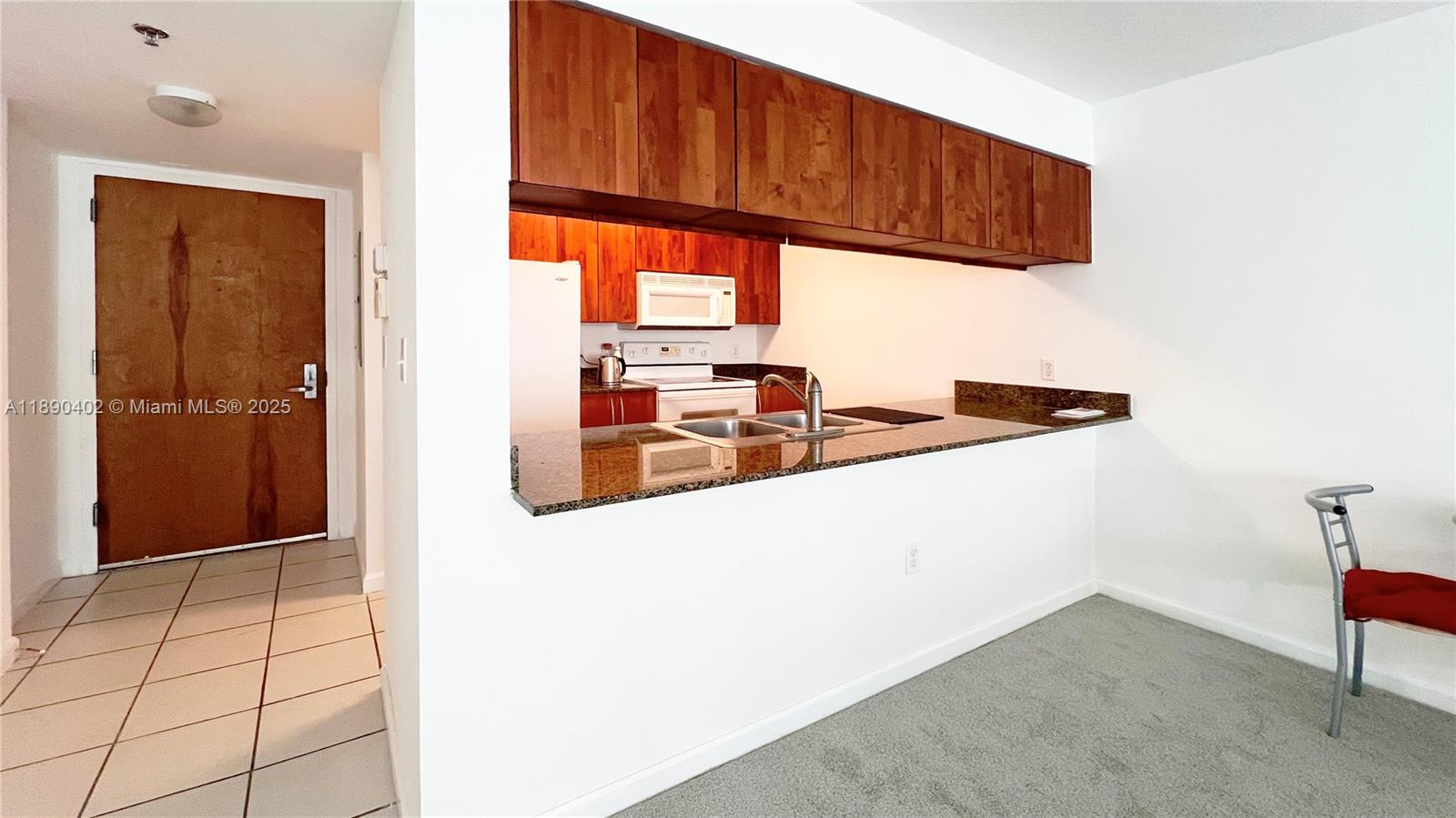1200 Brickell Bay Dr #2814