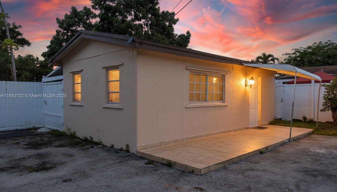 2410 Roosevelt St #REAR