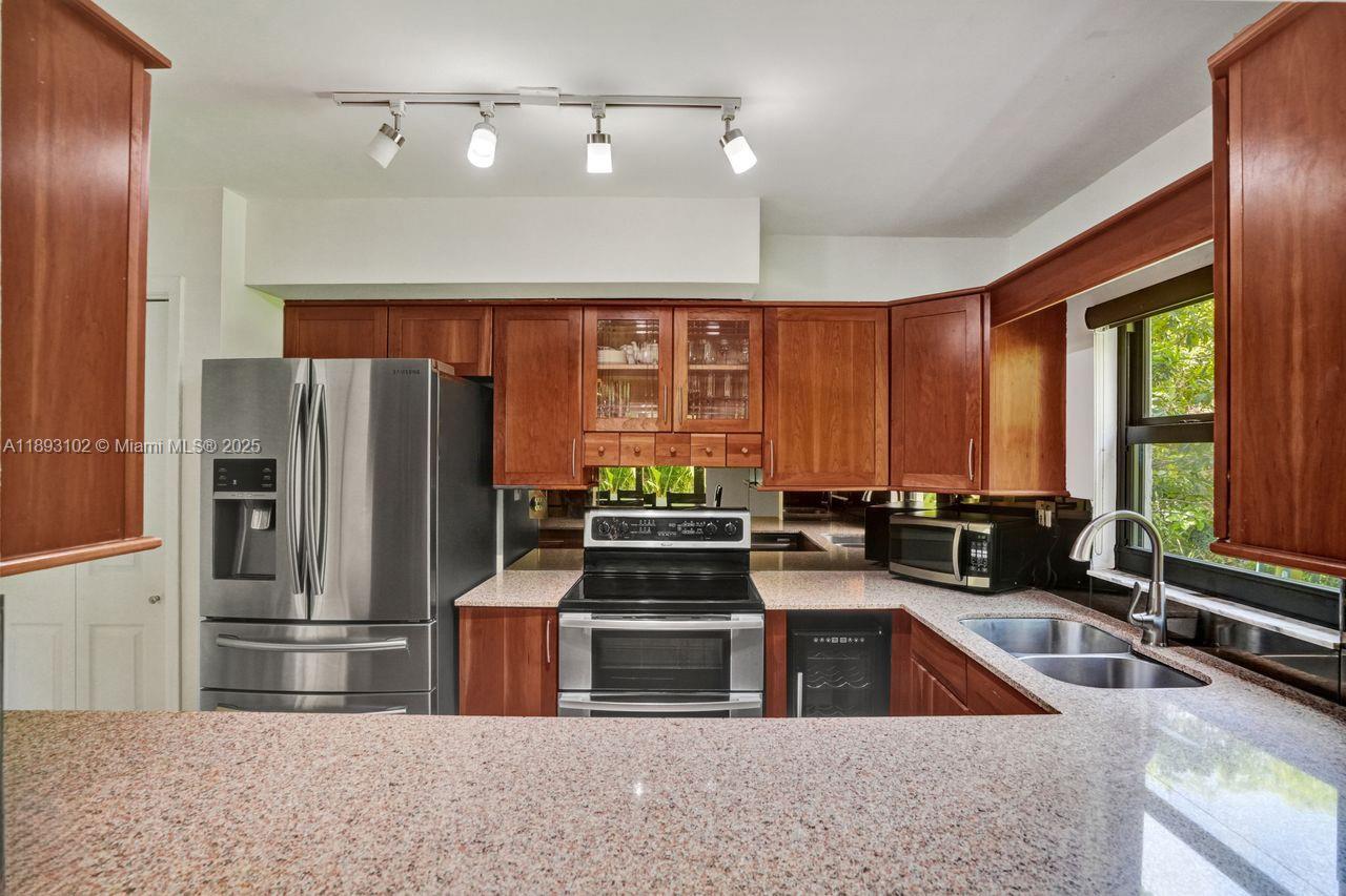 6605 SW 55th Ln South Miami, FL 33155