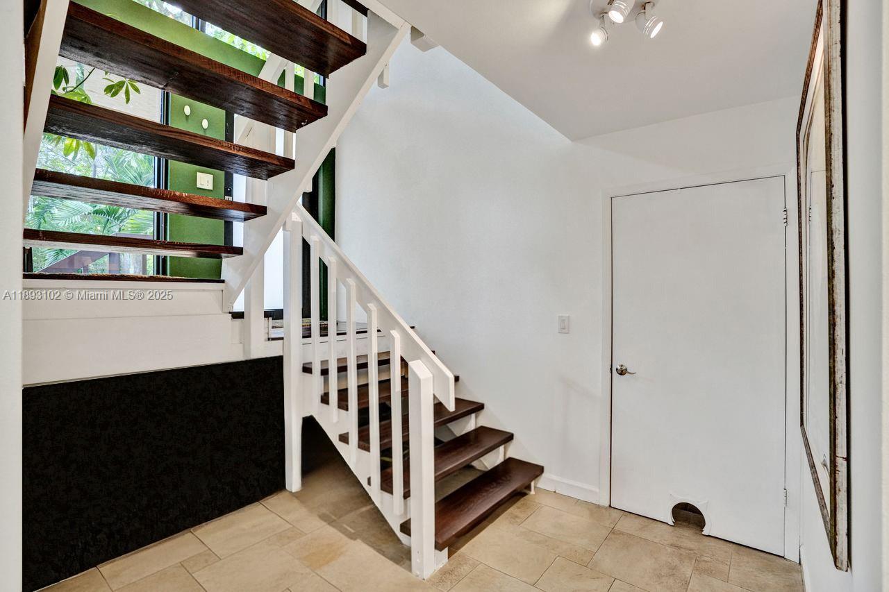 6605 SW 55th Ln South Miami, FL 33155