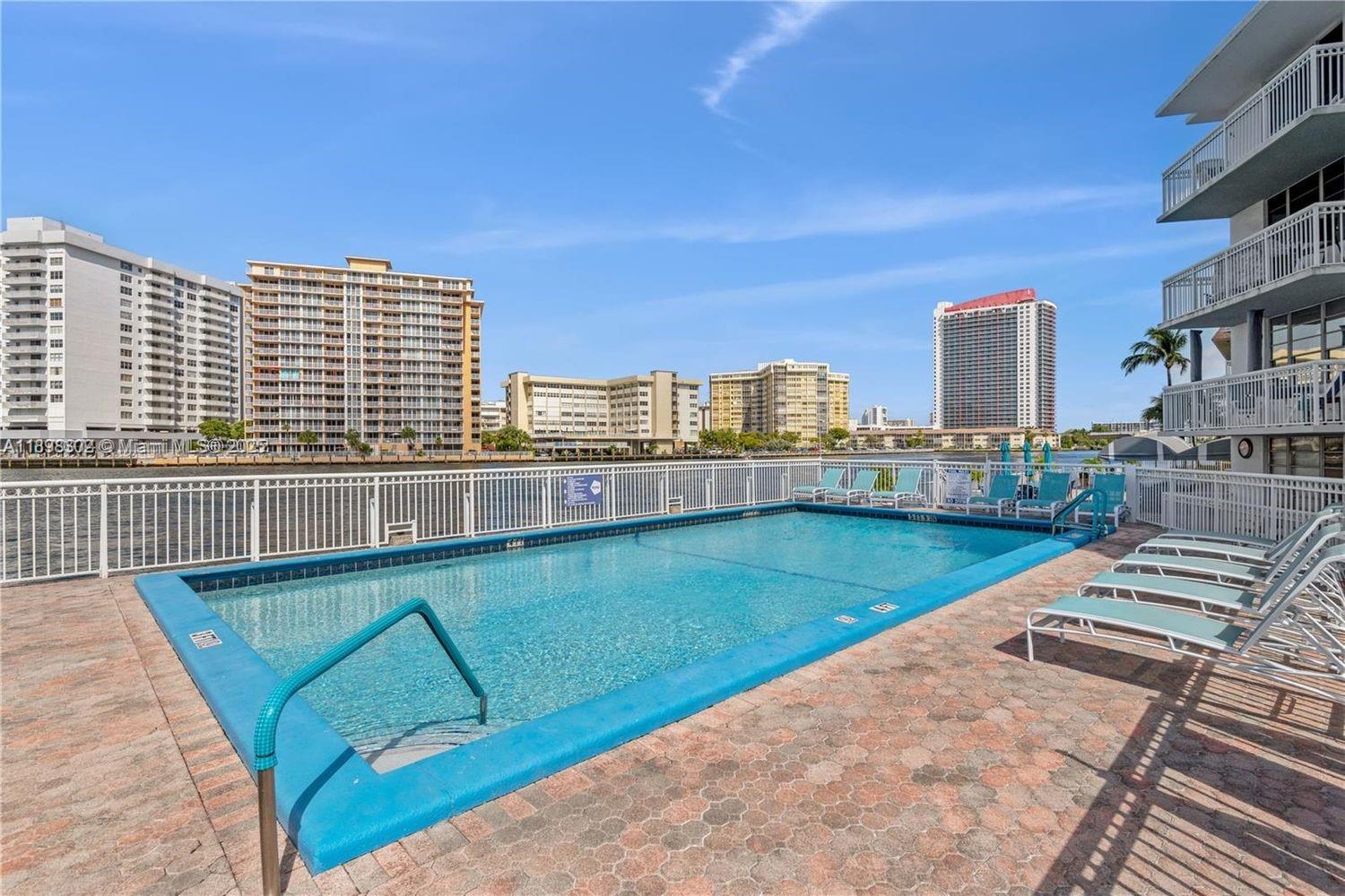 1913 S Ocean Dr #129