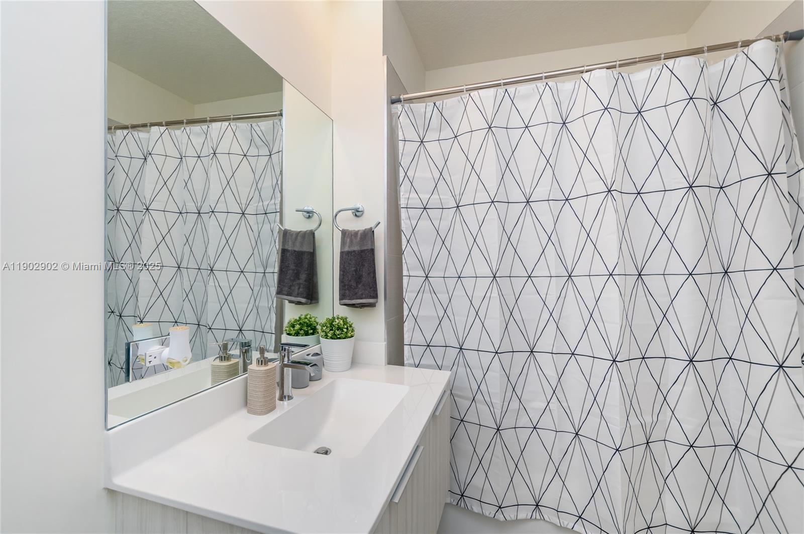 6416 NW 102nd Ct #302 Doral, FL 33178