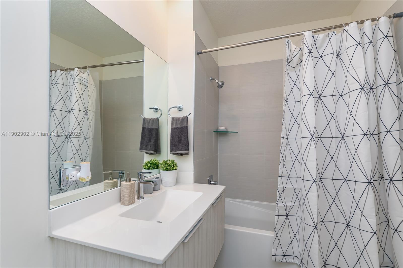 6416 NW 102nd Ct #302 Doral, FL 33178