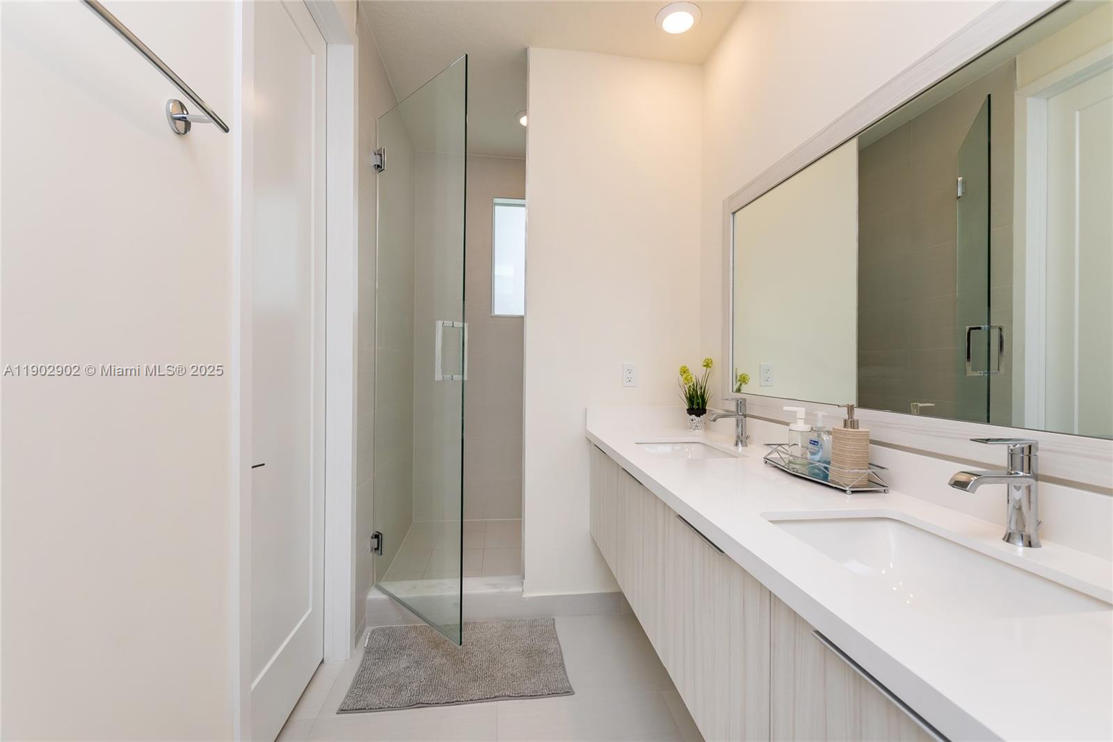 6416 NW 102nd Ct #302 Doral, FL 33178