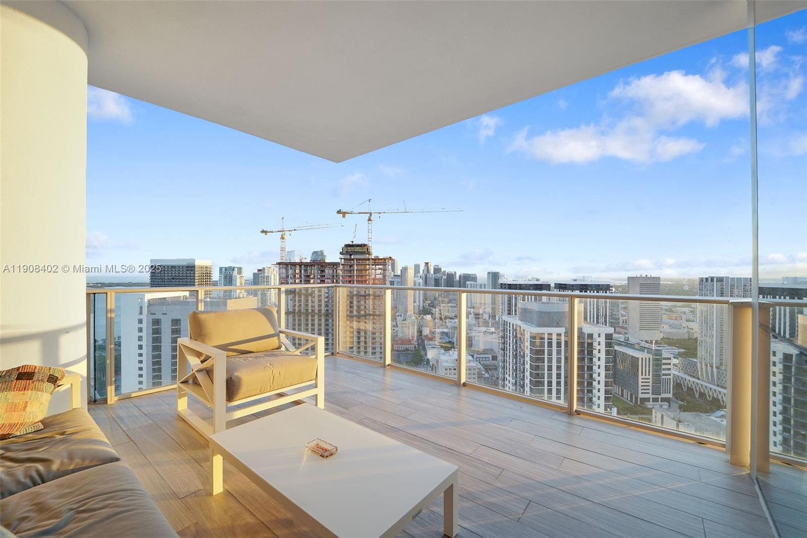 851 NE 1st Ave #4612 Miami, FL 33132