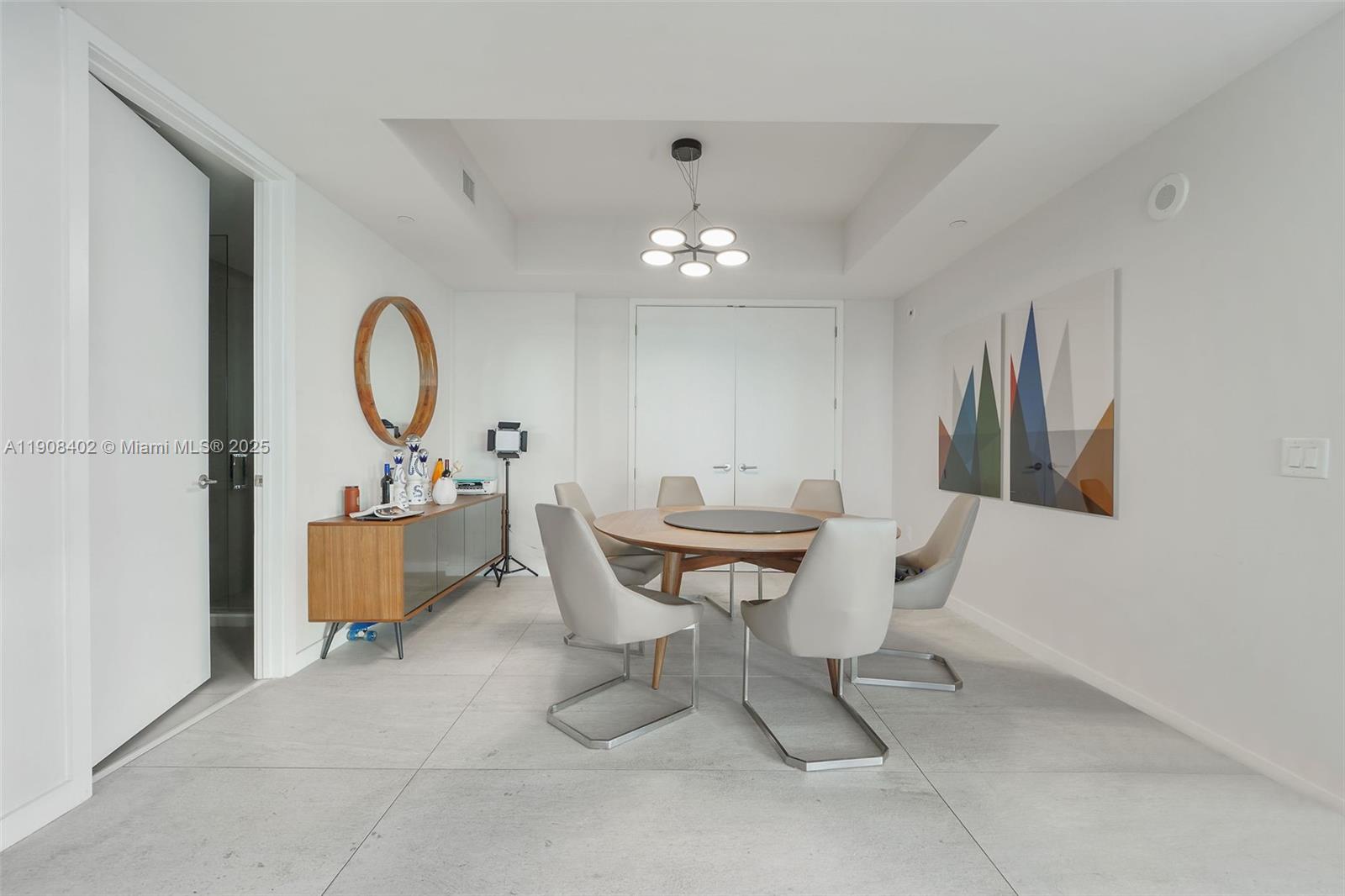 851 NE 1st Ave #4612 Miami, FL 33132