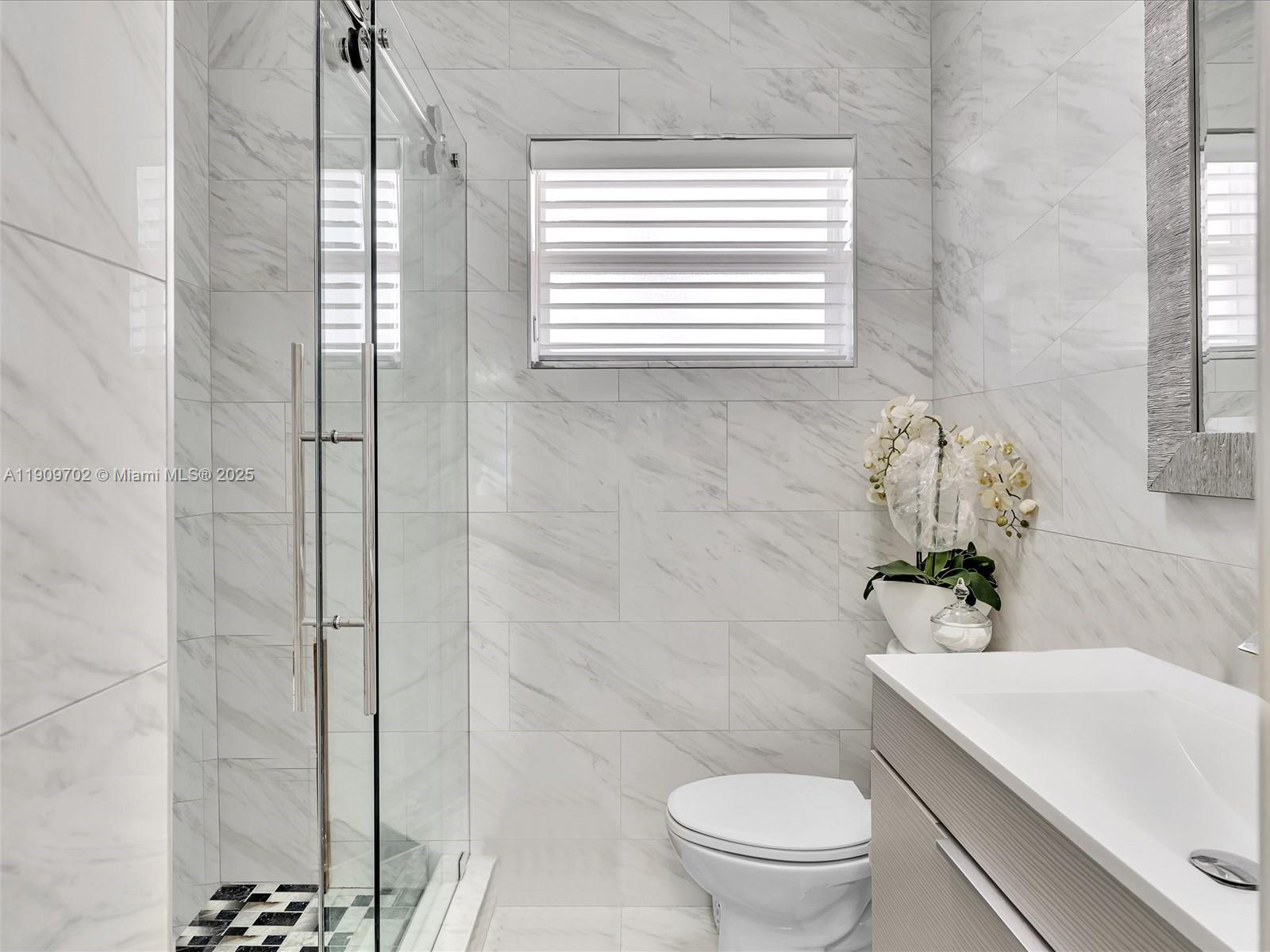 215 SE 3rd Ave #403C Hallandale Beach, FL 33009