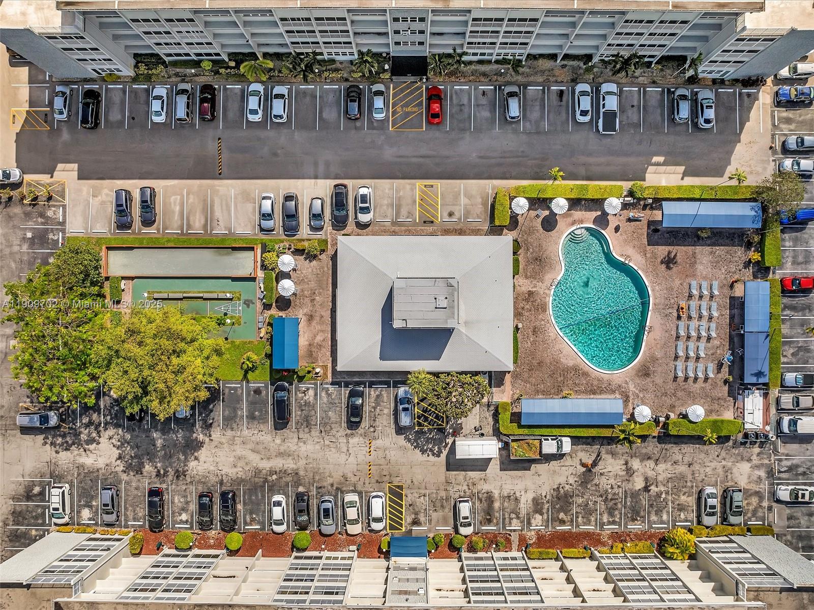 215 SE 3rd Ave #403C Hallandale Beach, FL 33009