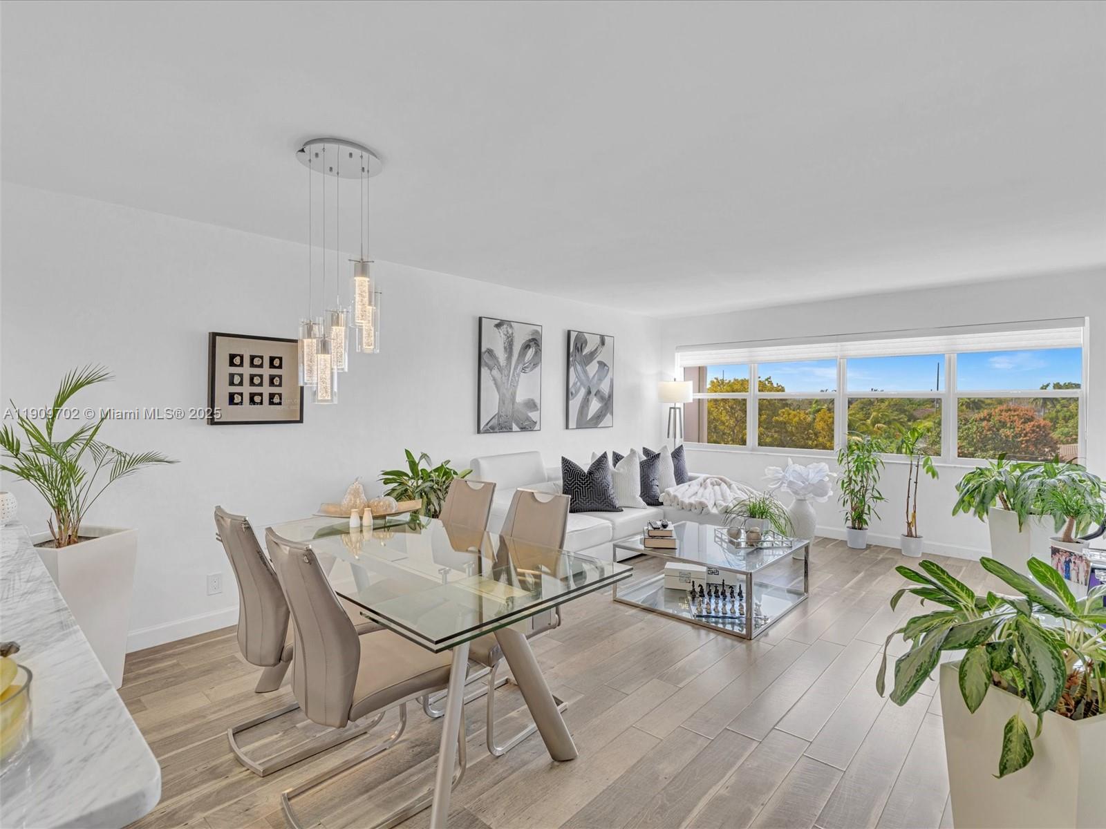 215 SE 3rd Ave #403C Hallandale Beach, FL 33009