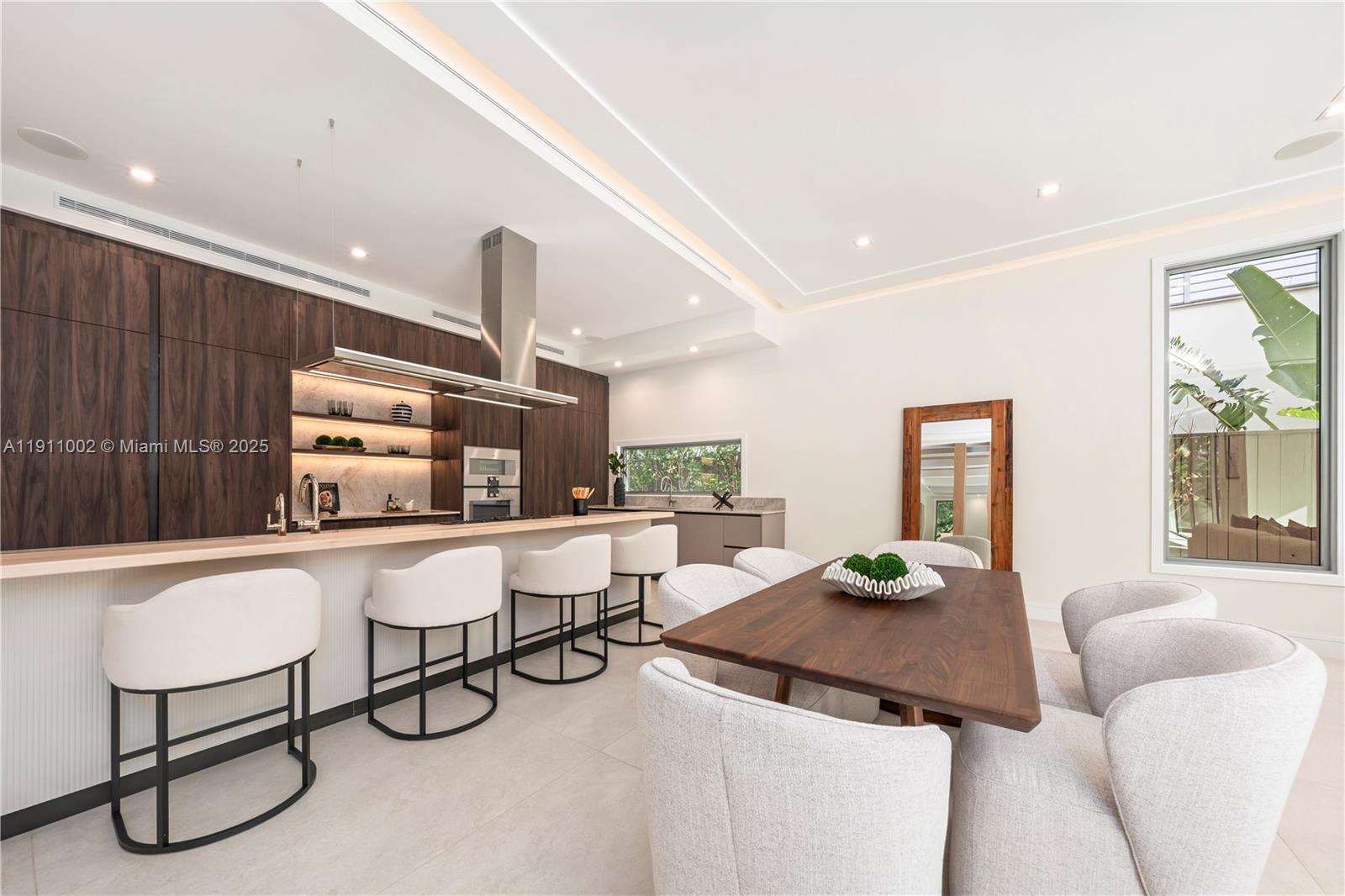 3200 Calusa St Coconut Grove, FL 33133