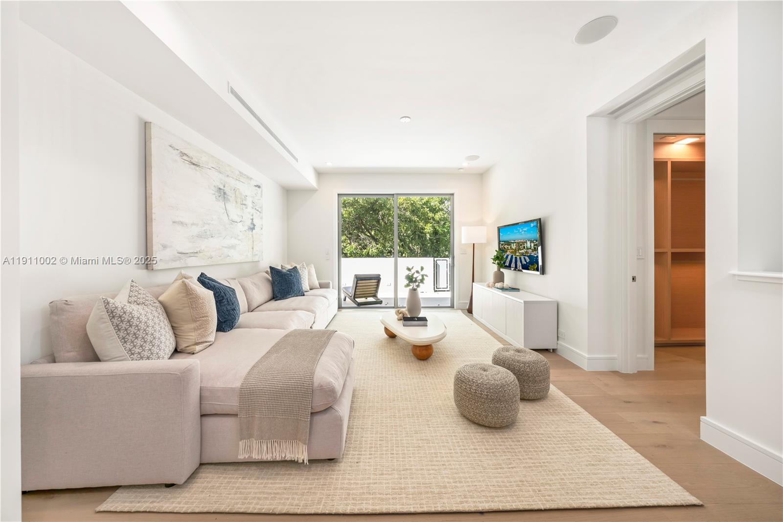 3200 Calusa St Coconut Grove, FL 33133