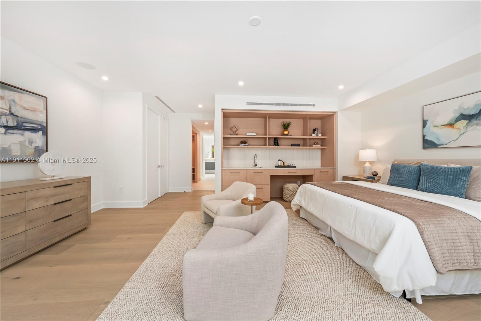 3200 Calusa St Coconut Grove, FL 33133