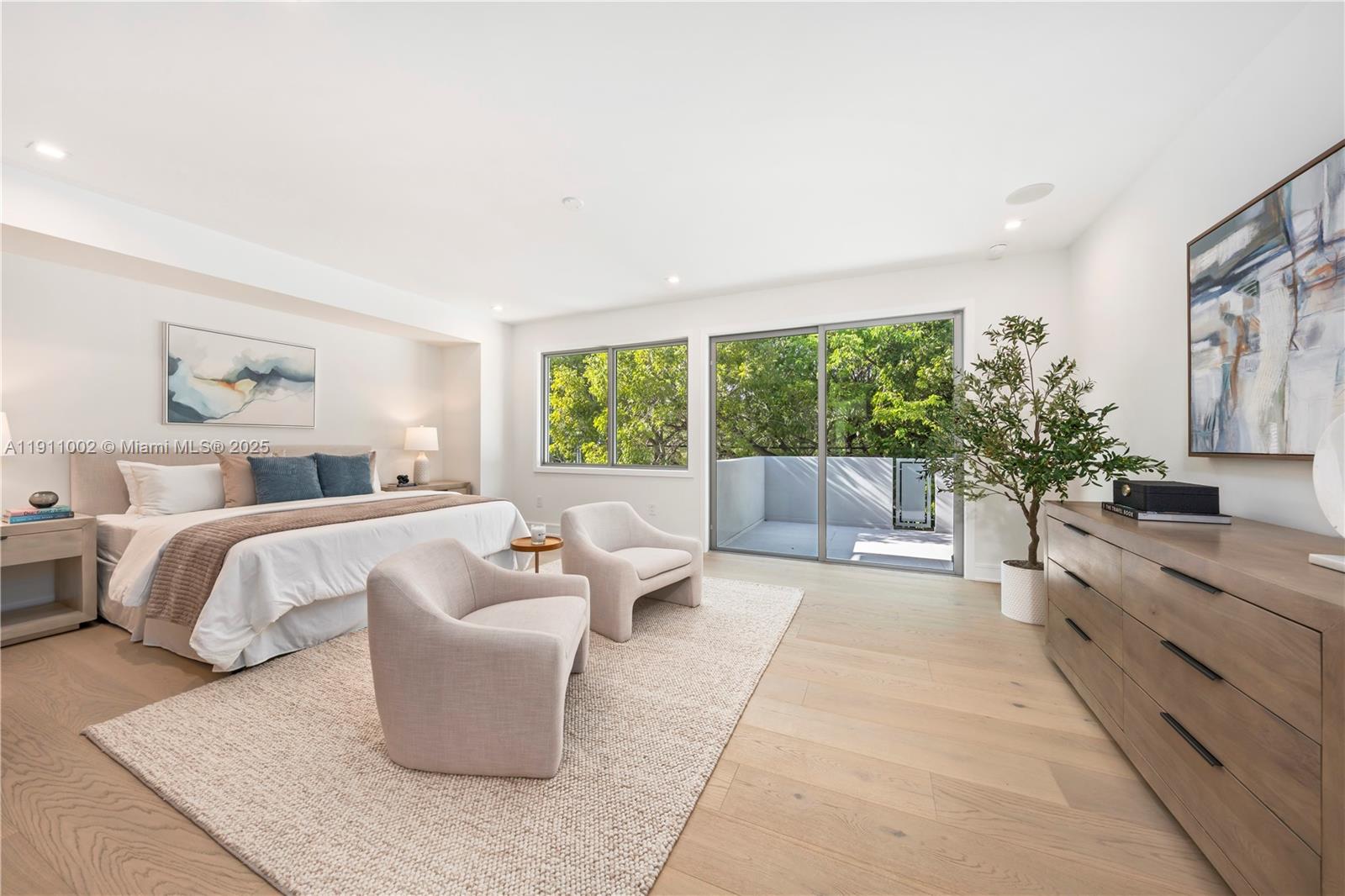 3200 Calusa St Coconut Grove, FL 33133