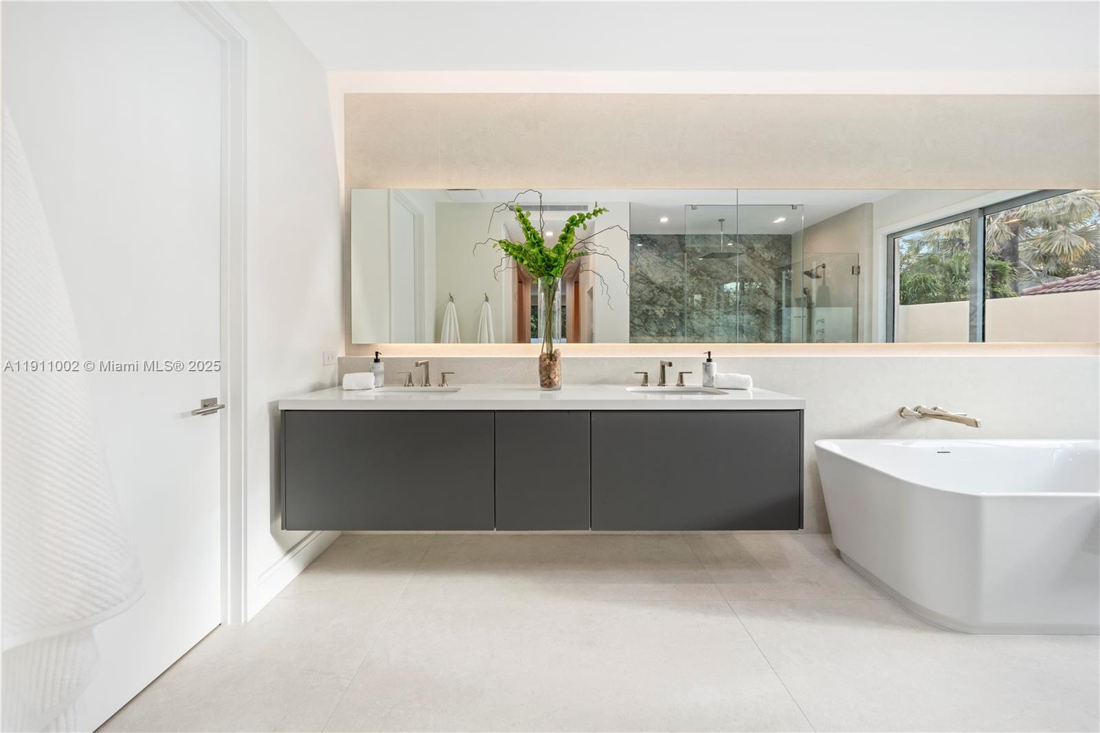 3200 Calusa St Coconut Grove, FL 33133