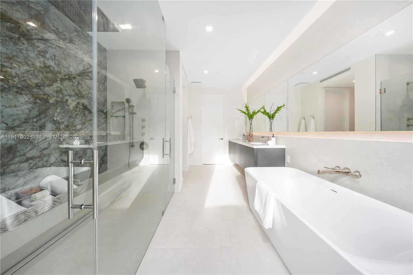 3200 Calusa St Coconut Grove, FL 33133