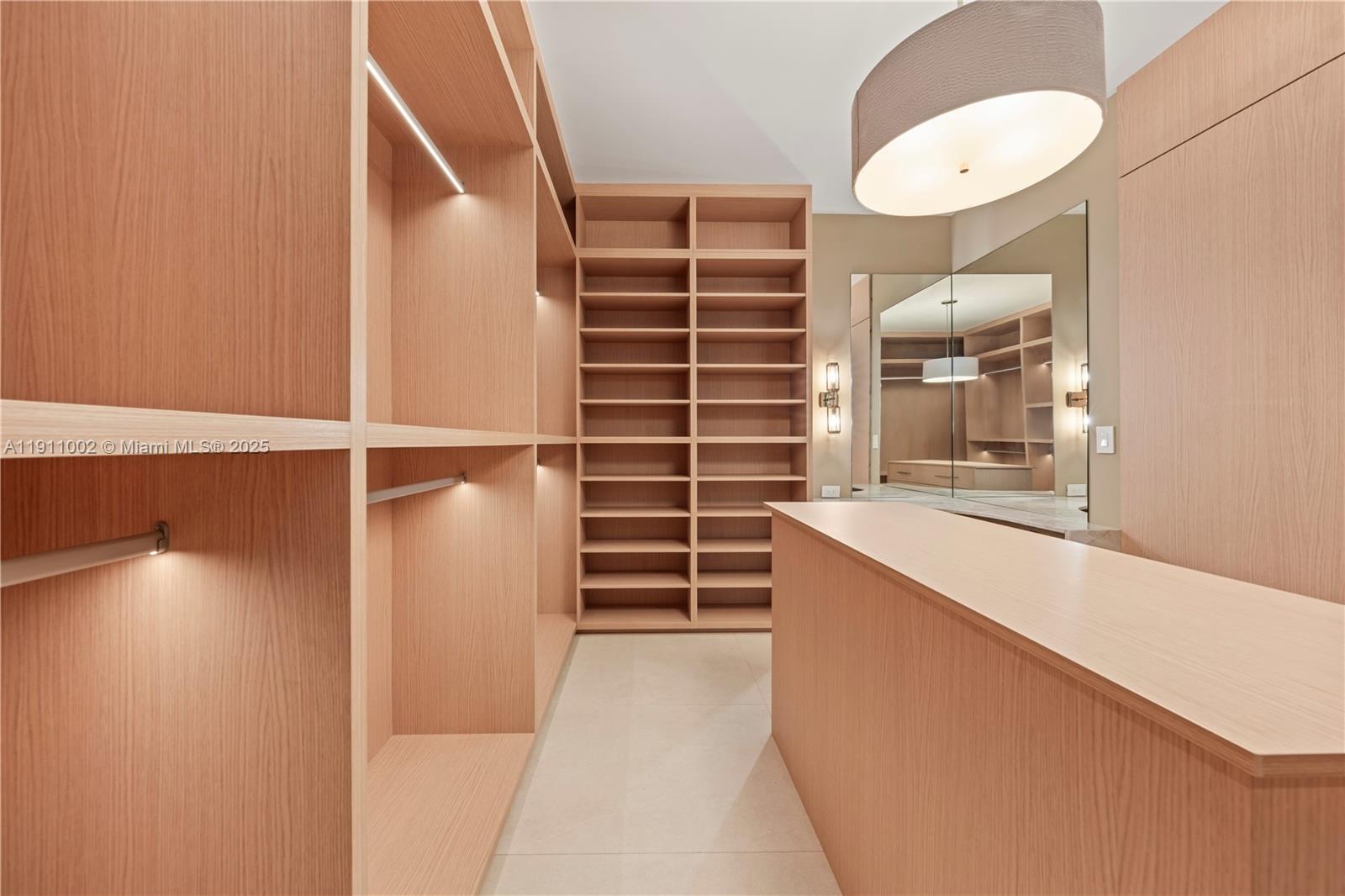 3200 Calusa St Coconut Grove, FL 33133