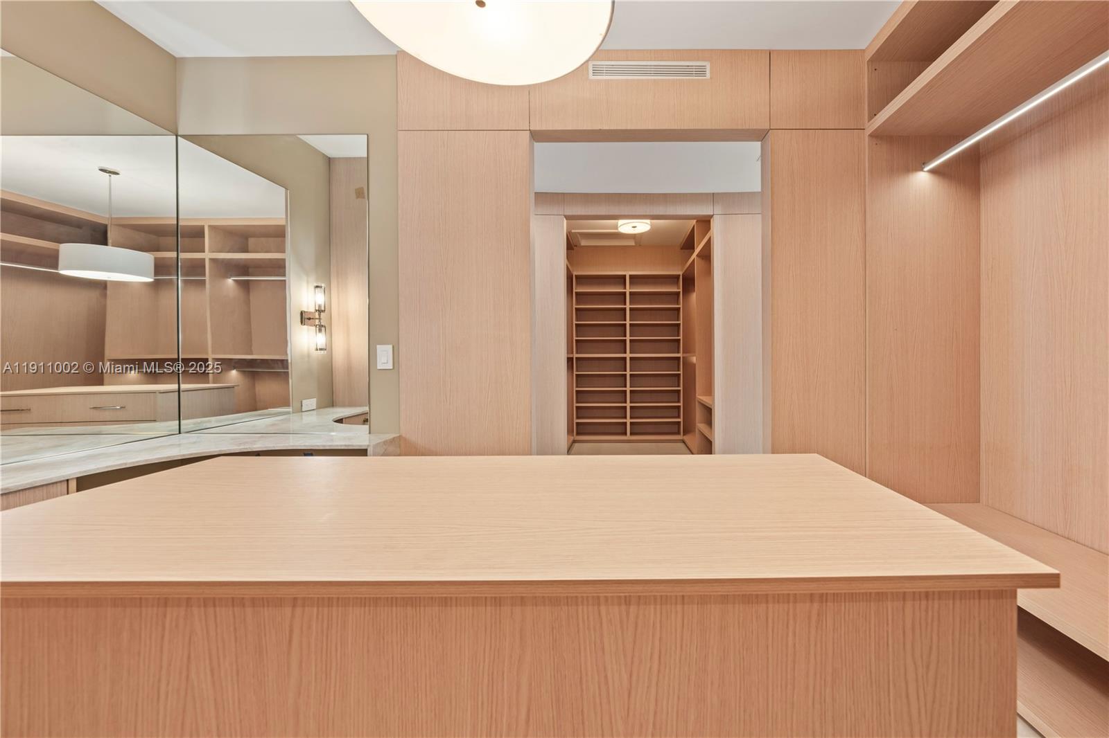 3200 Calusa St Coconut Grove, FL 33133