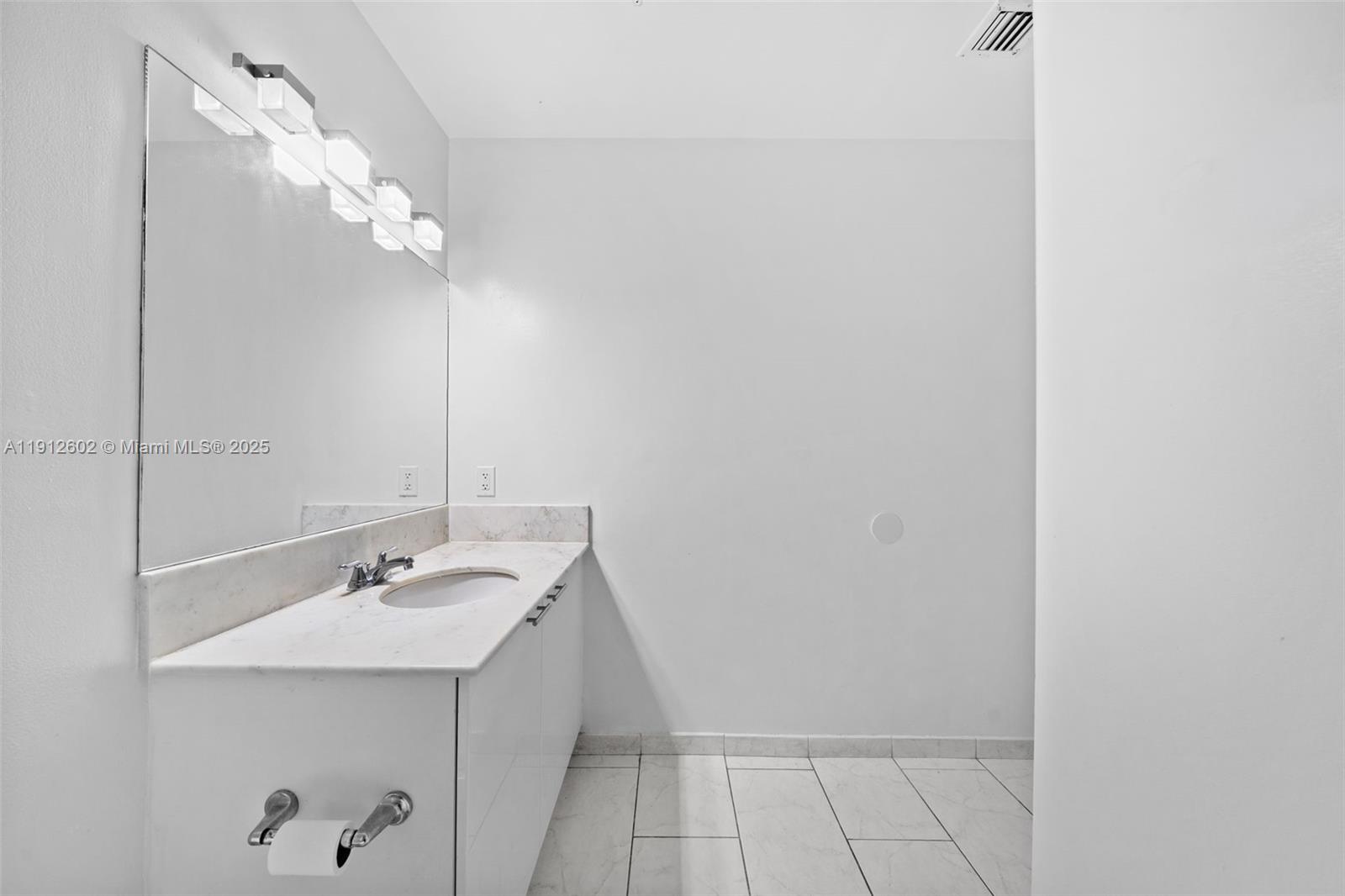 image The Loft Ii.11