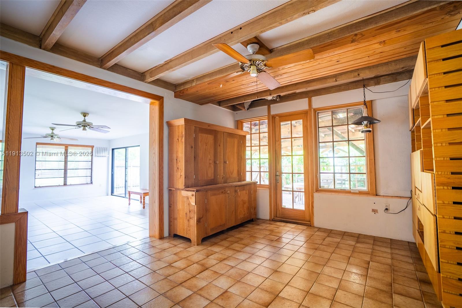 6551 SW 75th Ter South Miami, FL 33143