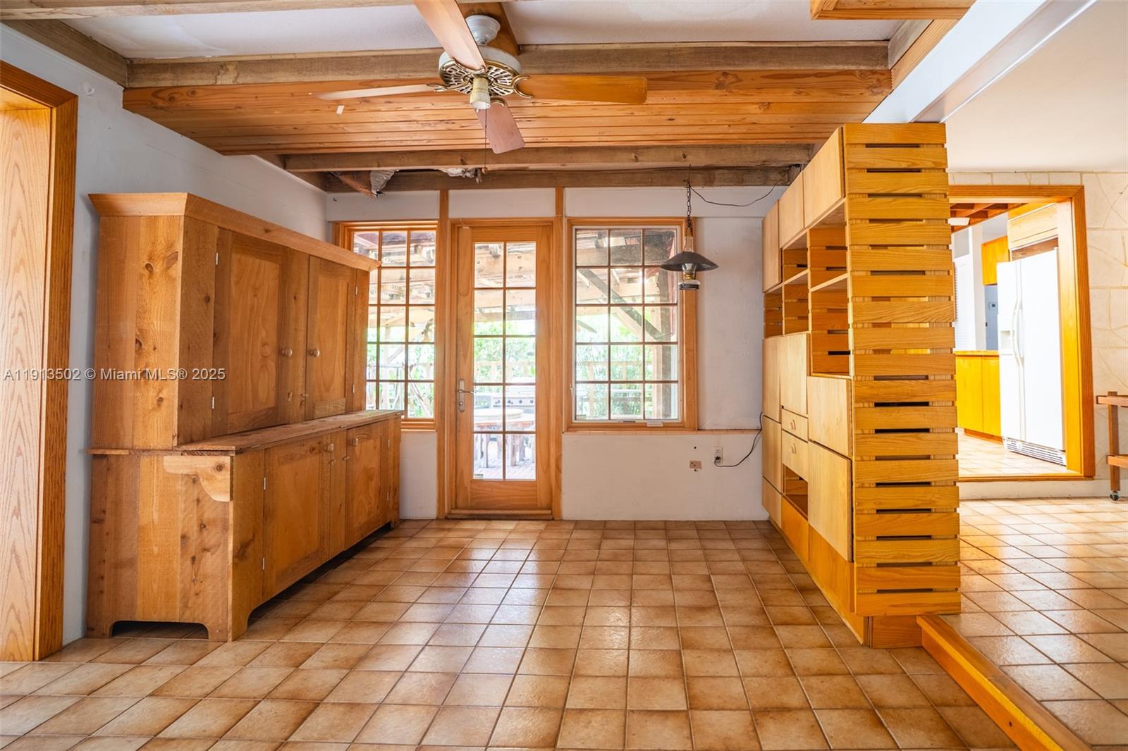 6551 SW 75th Ter South Miami, FL 33143