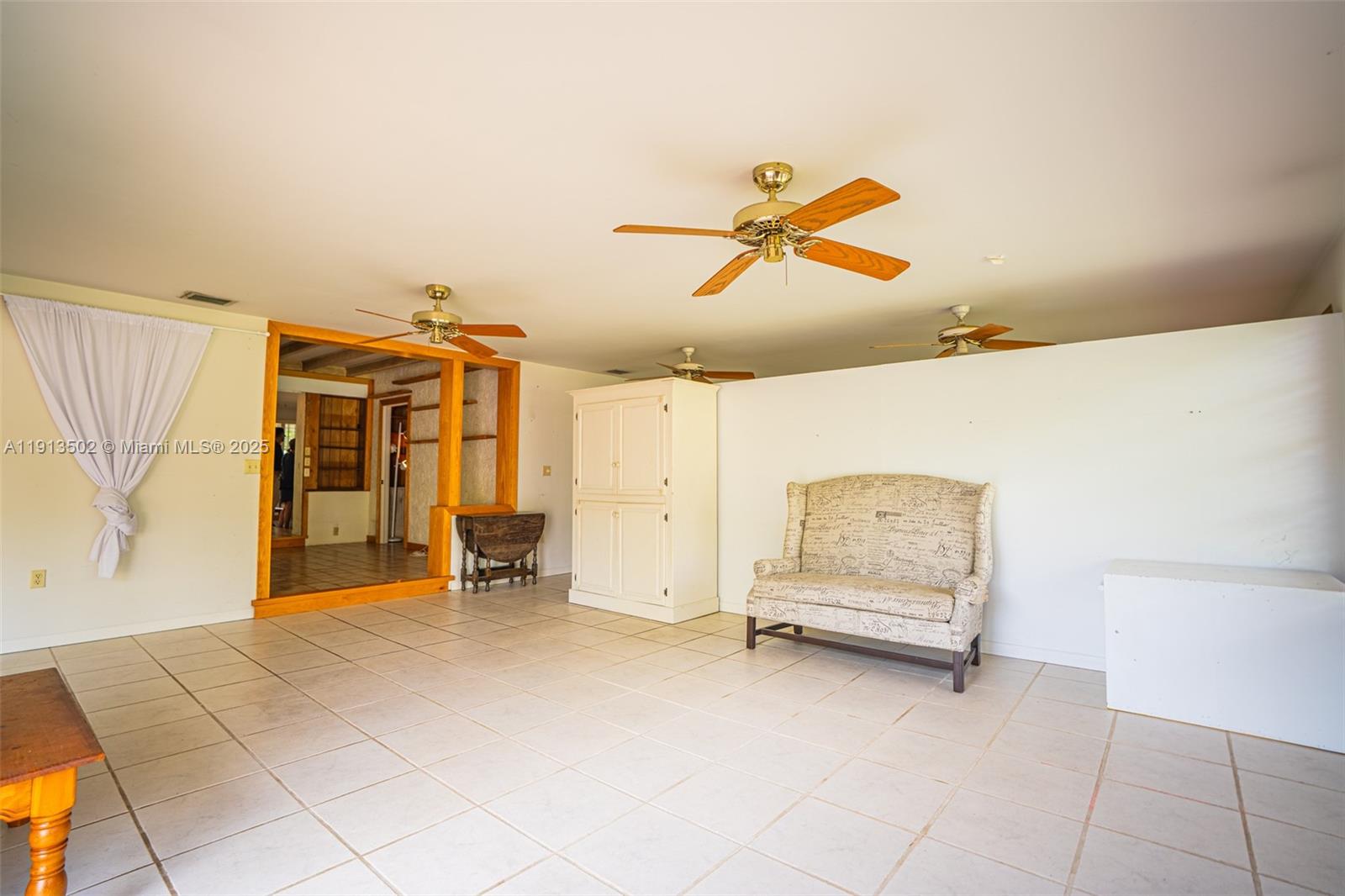 6551 SW 75th Ter South Miami, FL 33143