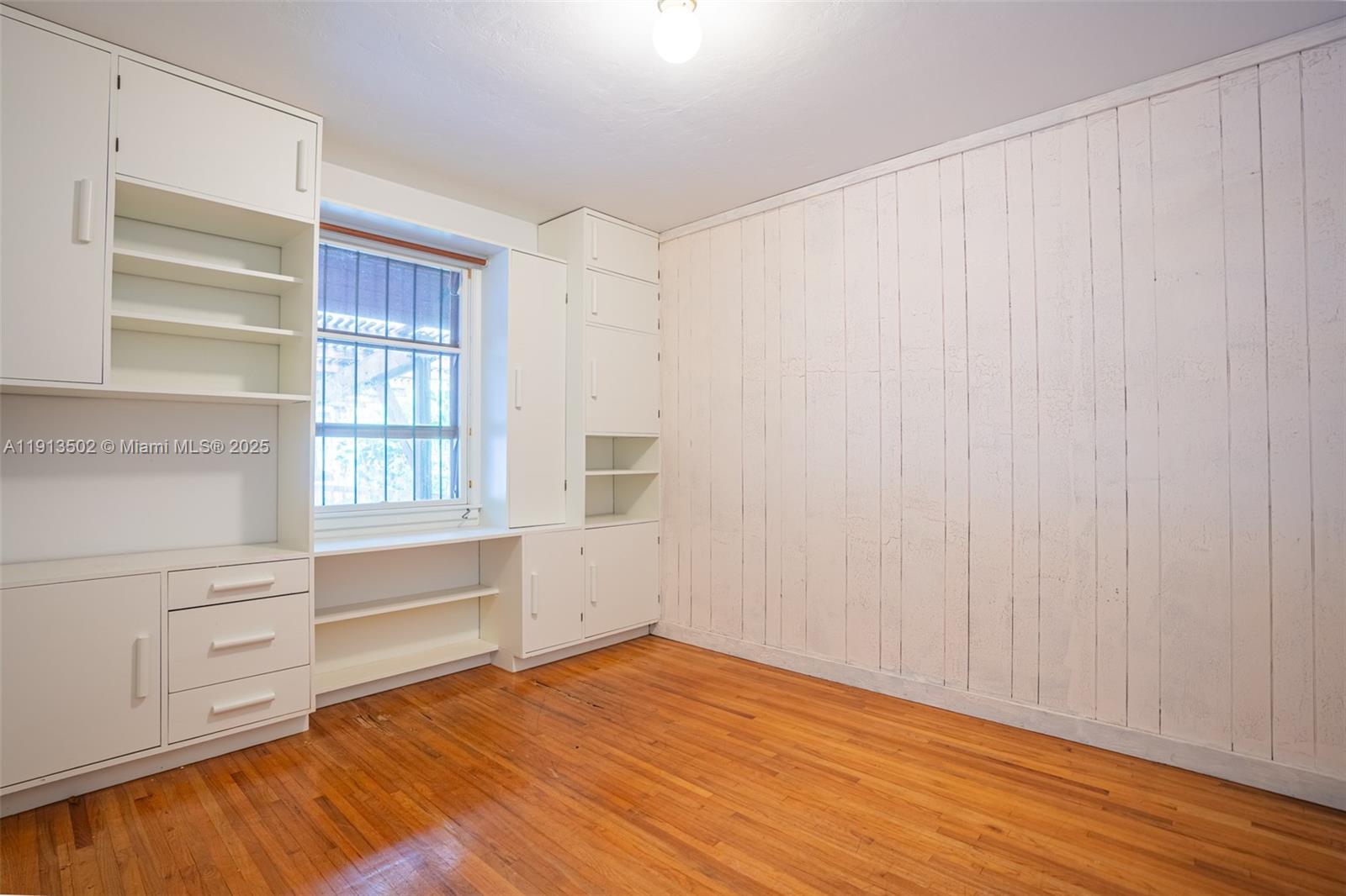 6551 SW 75th Ter South Miami, FL 33143