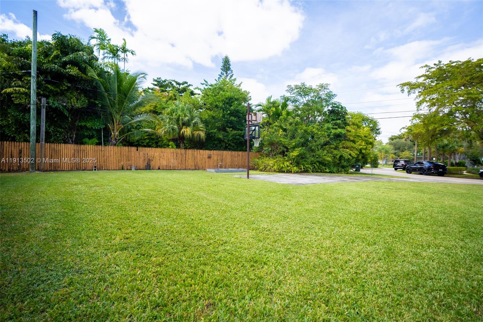 6551 SW 75th Ter South Miami, FL 33143