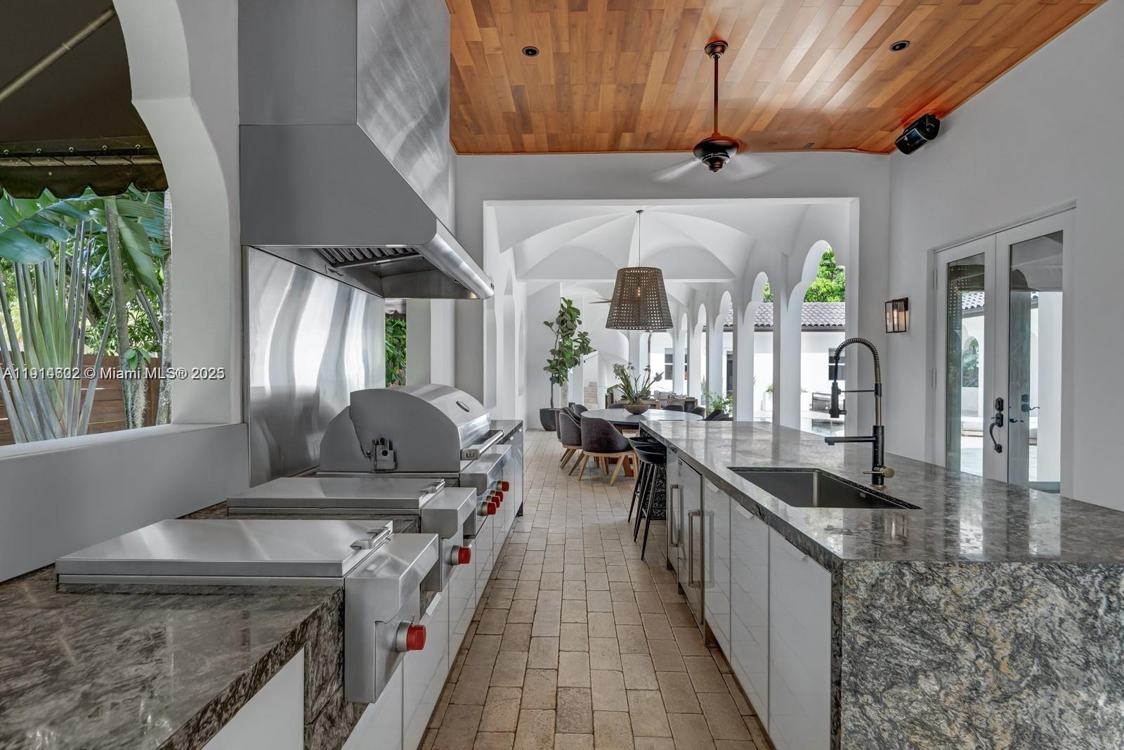 12650 SW 77th Ave Pinecrest, FL 33156