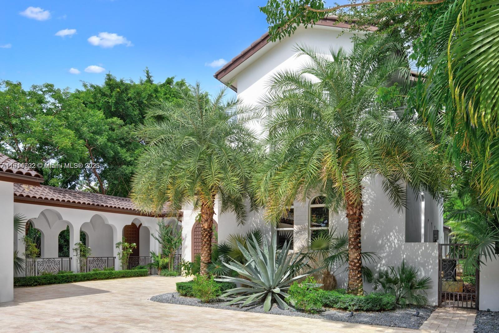 12650 SW 77th Ave Pinecrest, FL 33156