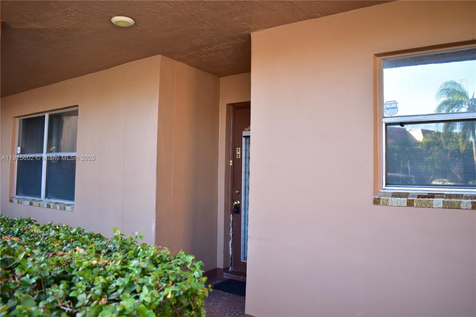 9721 Sunrise Lks Blvd #108