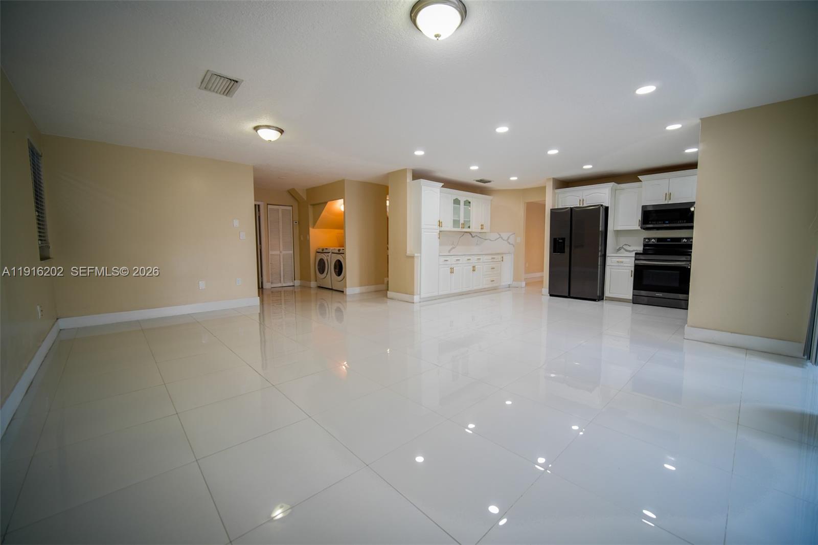 8568 SW 211th Ter #8576 Cutler Bay, FL 33189