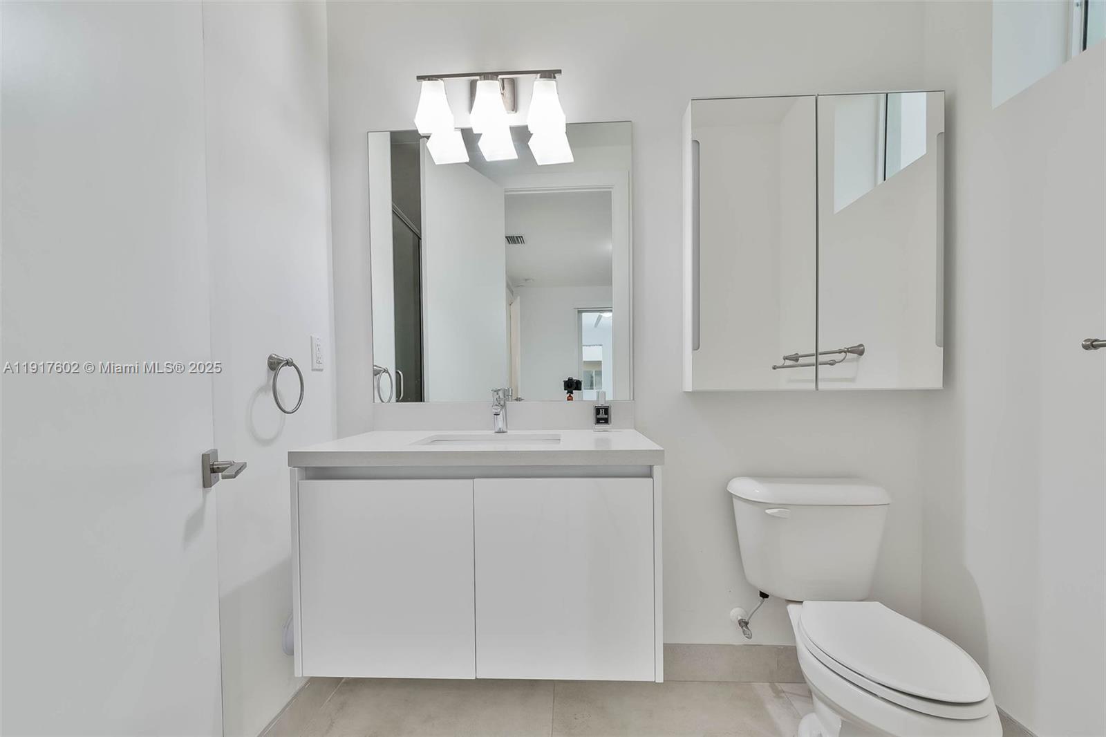 7446 NW 99th Ct Doral, FL 33178