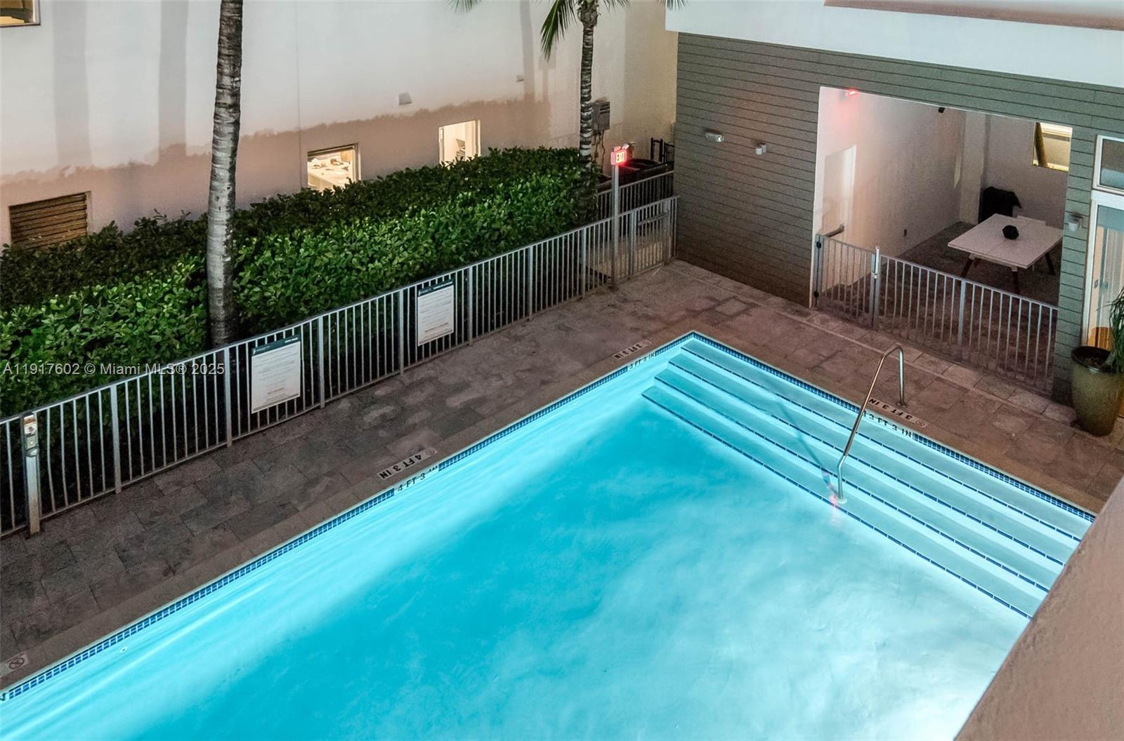 7446 NW 99th Ct Doral, FL 33178