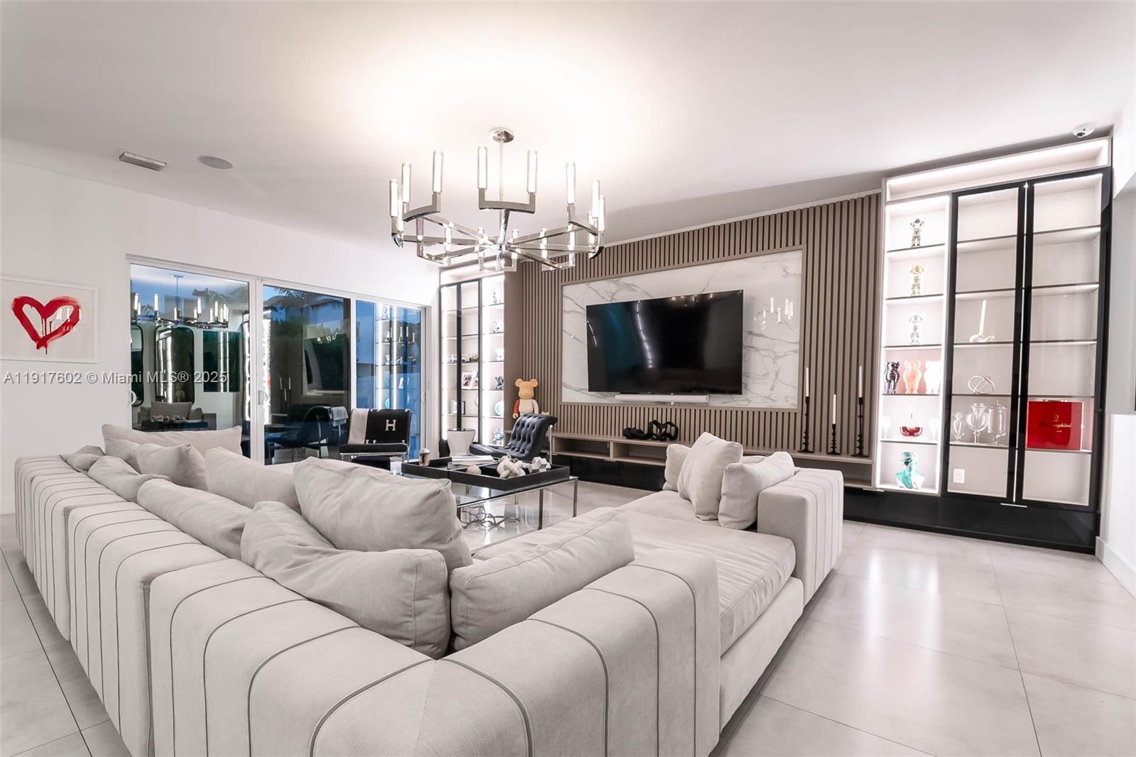 7446 NW 99th Ct Doral, FL 33178