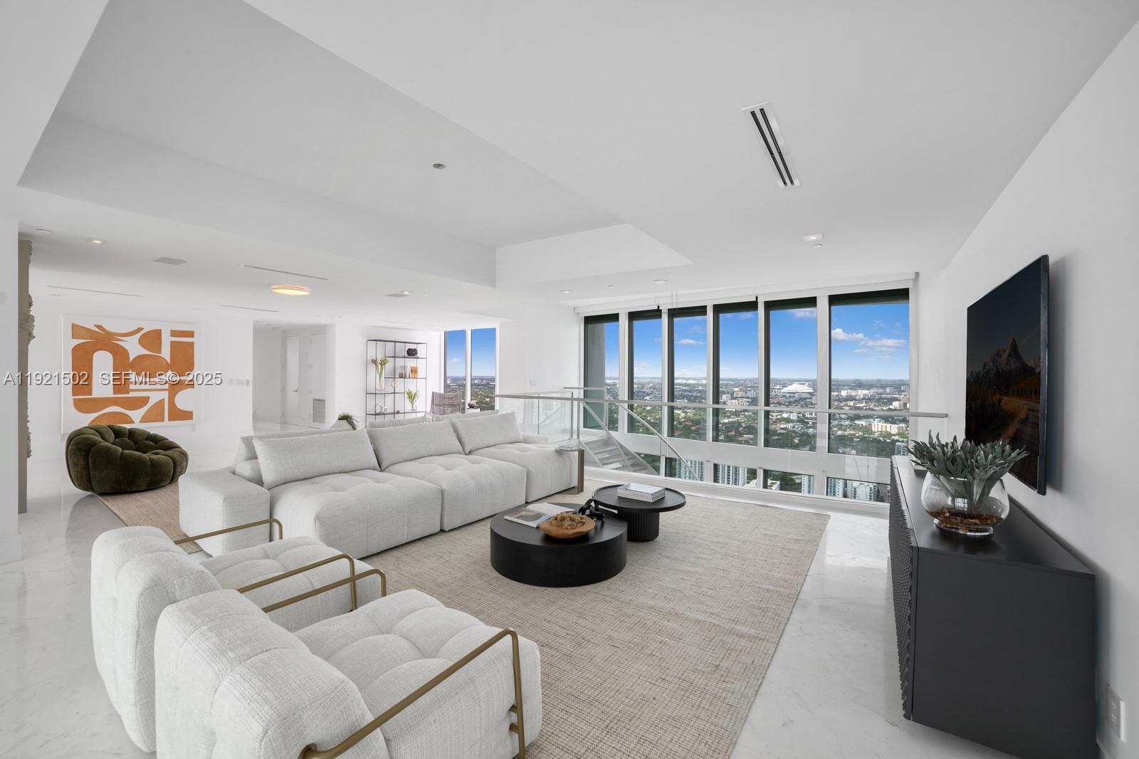 1643 Brickell Ave #4902 Miami, FL 33129