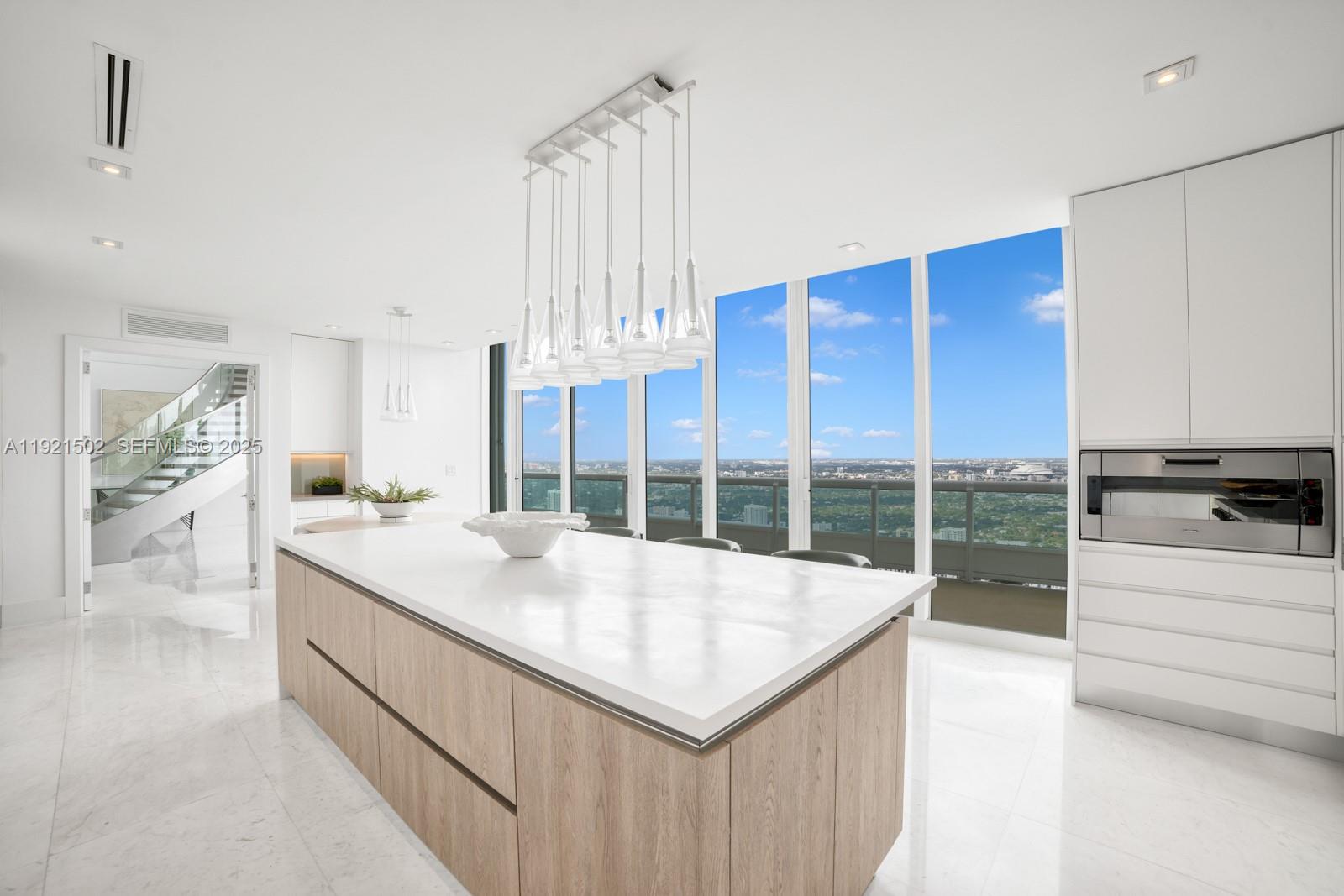 1643 Brickell Ave #4902 Miami, FL 33129