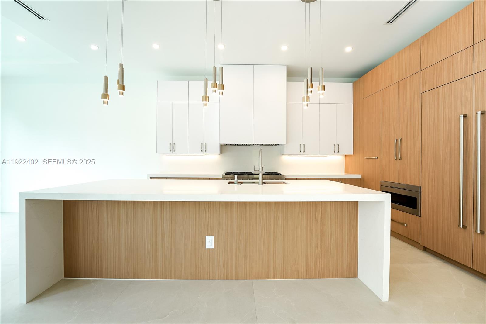 333 NE Spanish Ct Boca Raton, FL 33432