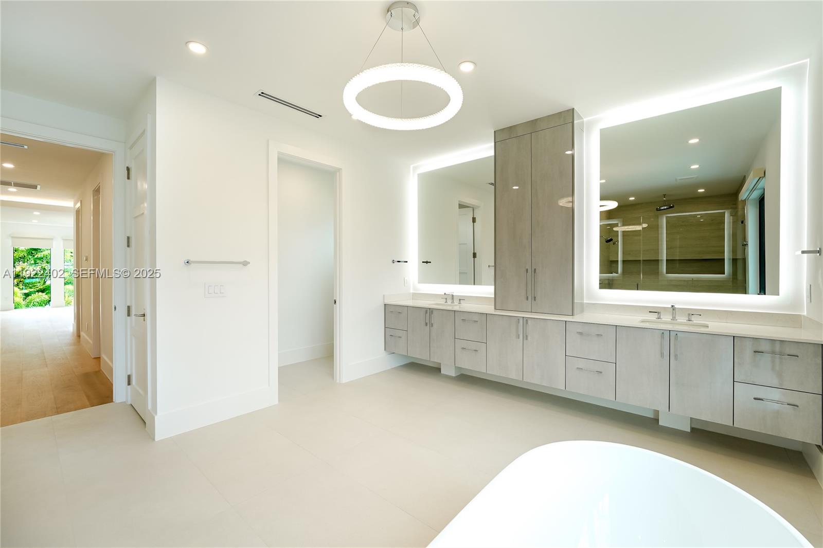 333 NE Spanish Ct Boca Raton, FL 33432