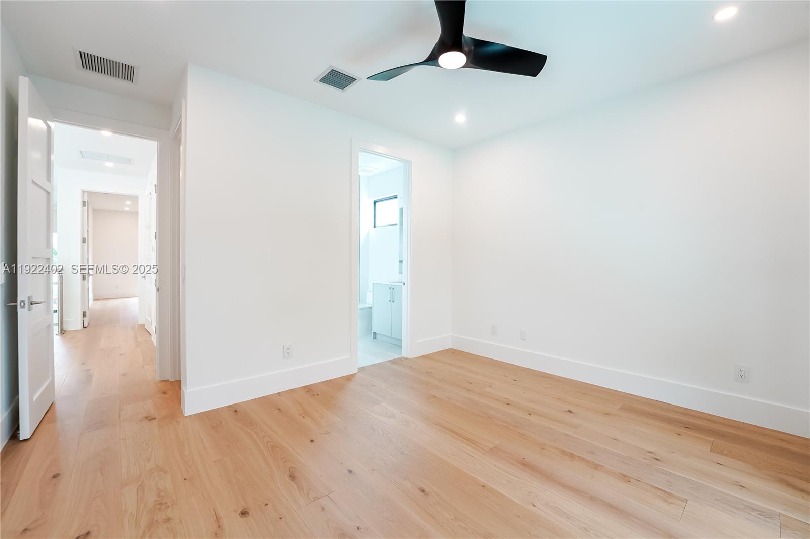 333 NE Spanish Ct Boca Raton, FL 33432