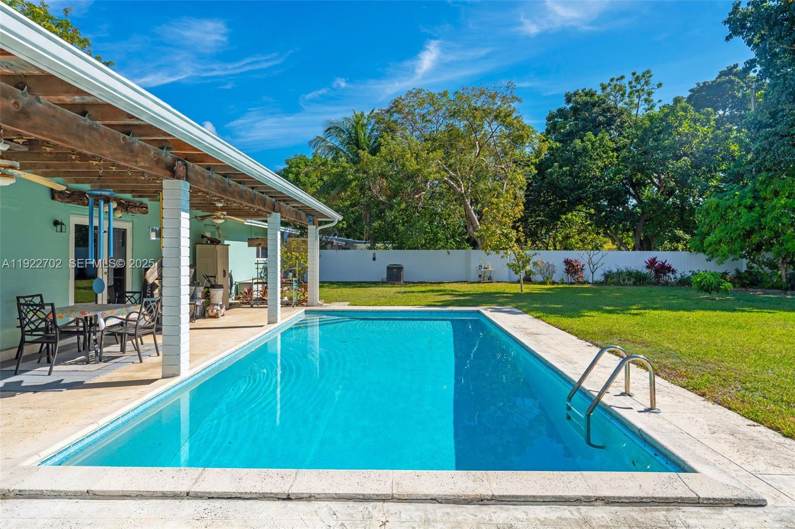 9340 SW 178th St Palmetto Bay, FL 33157