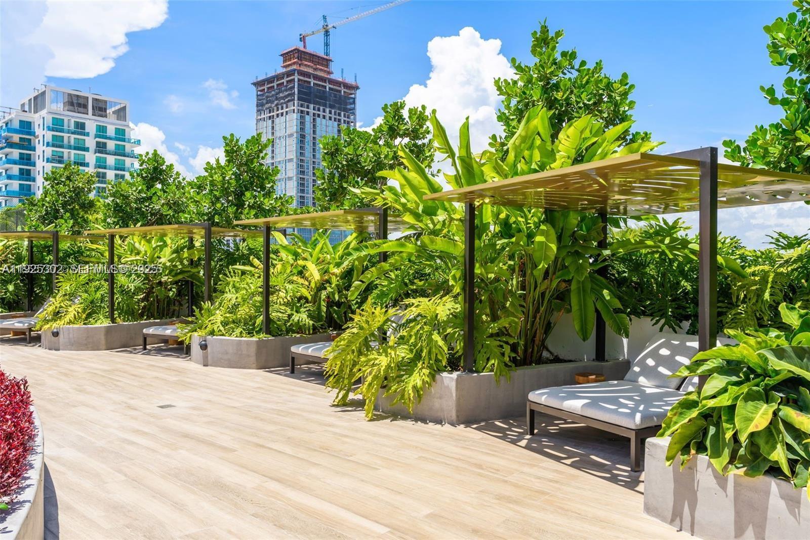 700 NE 24th St #4402 Miami, FL 33137