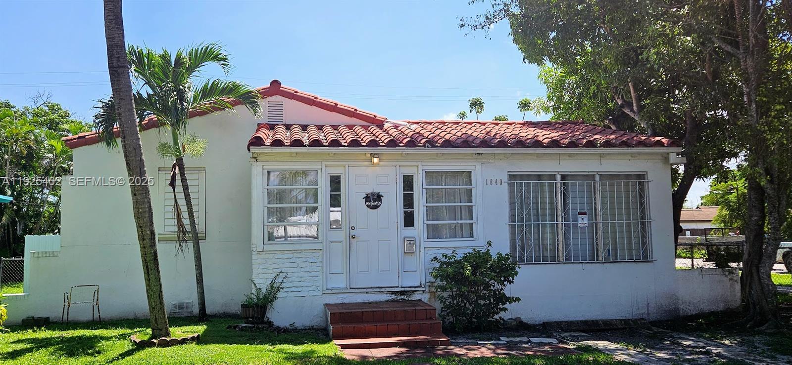 1840 Roosevelt St #1-2