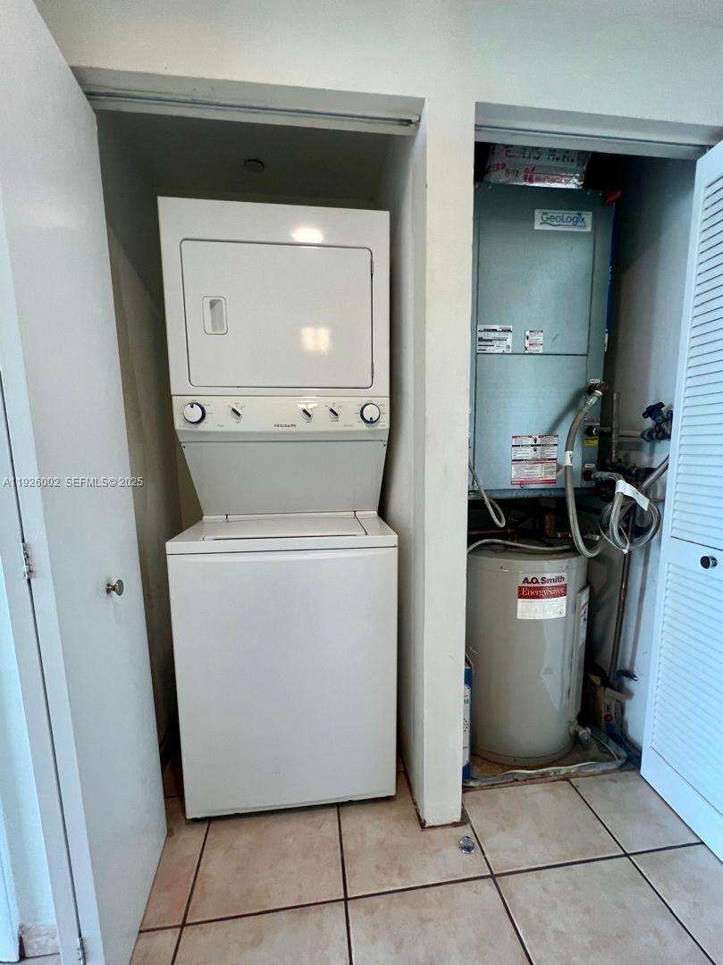 2475 Brickell Ave #703 Miami, FL 33129