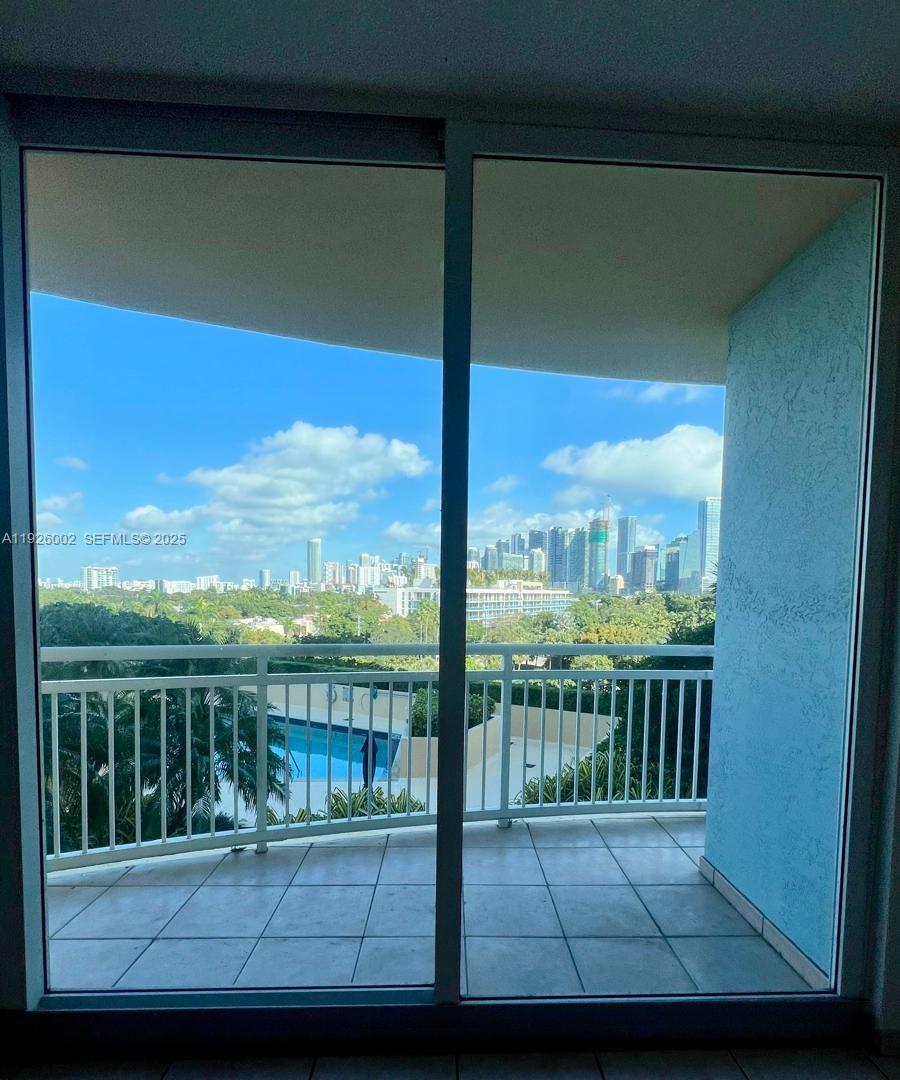 2475 Brickell Ave #703 Miami, FL 33129