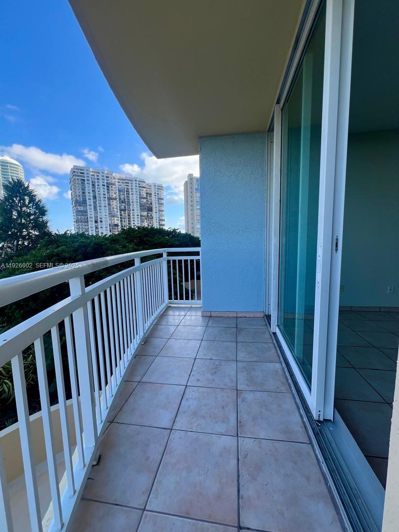 2475 Brickell Ave #703 Miami, FL 33129