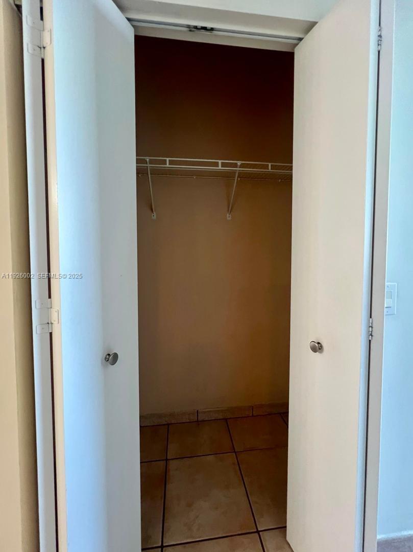 2475 Brickell Ave #703 Miami, FL 33129