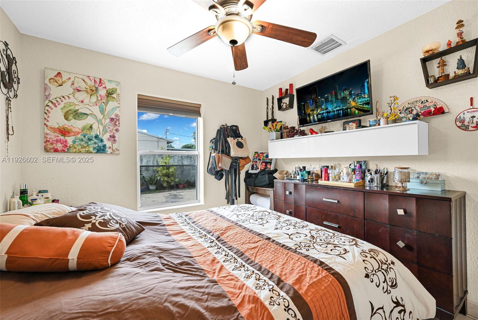 4020 E 10th Ave Hialeah, FL 33013