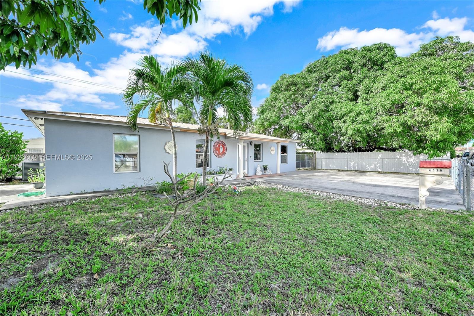 4020 E 10th Ave Hialeah, FL 33013