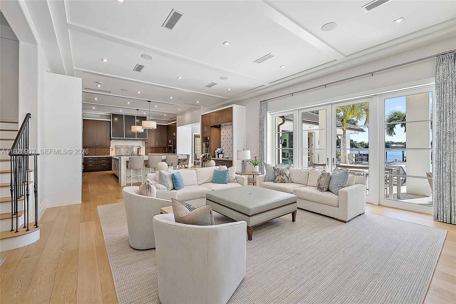 19651 Riverside Dr Jupiter, FL 33469